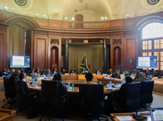 Presidency disputes claims of tensions between Ramaphosa, Mbeki over National Dialogue